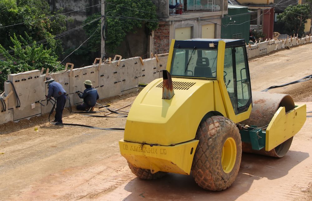 Decisively remove ground, promote the progress of the railway overpass project in Quang Tri. Photo: Nguyen Luan