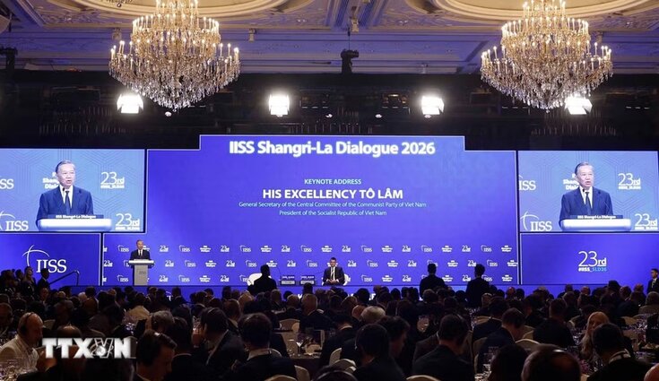General Secretary and President To Lam delivers a keynote speech at the Shangri-La Dialogue. Photo: VNA