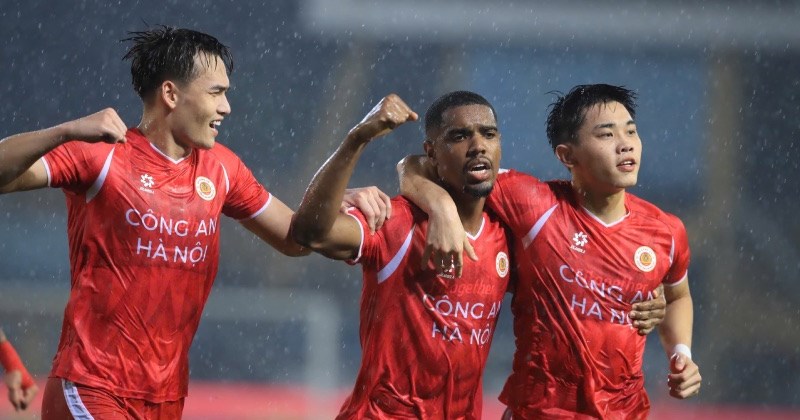 Hanoi Police win the V.League 2025-2026 championship 3 rounds early. Photo: Minh Dan
