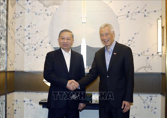 Mr. Lee Hsien Loong highly appreciated the keynote speech of the General Secretary and President at the Shangri-La Dialogue, showing vision and high responsibility for the common issues of the region, contributing to opening up new thinking in crisis management. Photo: VNA