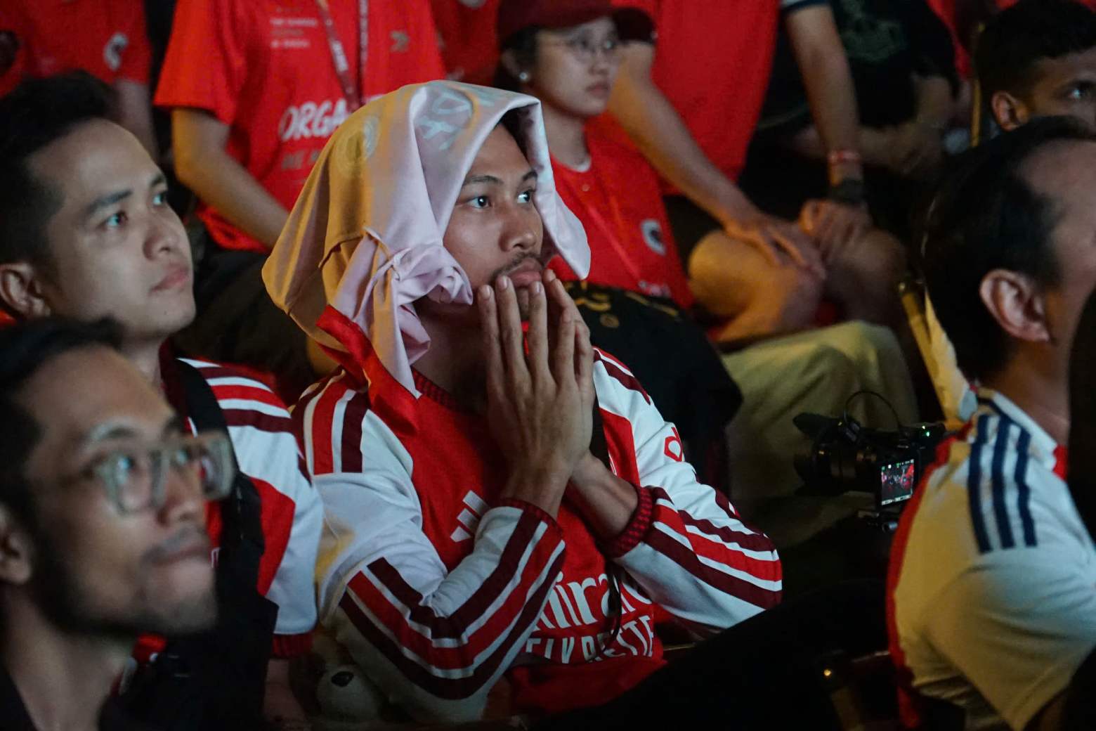 Arsenal leads but still empty-handed, PSG wins the Champions League for the second consecutive time. Photo: Thai Bao