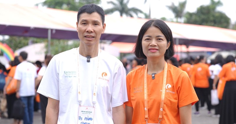 Đừng ép con thay đổi, hãy để trẻ thấy cha mẹ trưởng thành