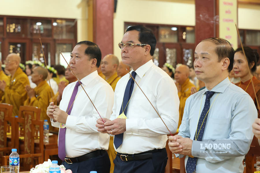 Các đại biểu tham dự Đại lễ Phật đản Phật lịch 2570 tại chùa Quán Sứ (Hà Nội) sáng 31.5.2026. Ảnh: Hải Nguyễn