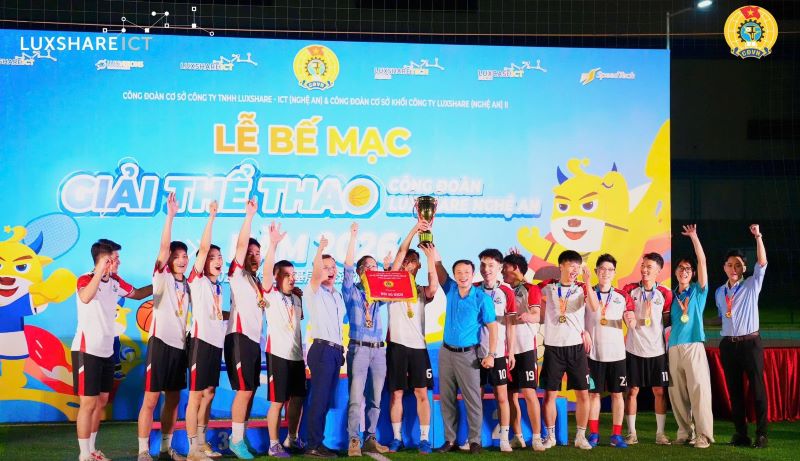 The traditional sports tournament of Luxshare Nghe An Company attracted nearly 1,000 union members and workers to participate in exciting competitions. Photo: Nghe An Trade Union