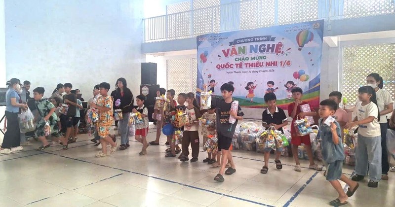 400 trẻ em tham gia chương trình văn hóa do Công đoàn tổ chức