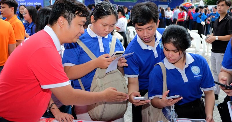 TP.HCM: Lễ hội "Chạm vào Con số" thu hút hàng nghìn người