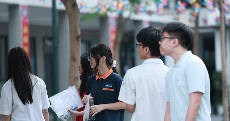Hải Phòng công bố đáp án đề thi tiếng Anh lớp 10 năm 2026