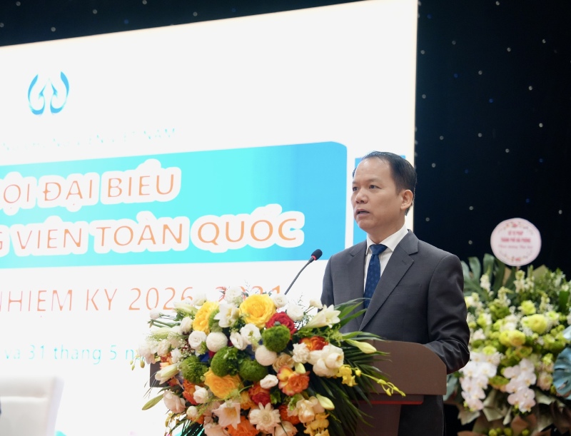 Mr. Hoang Thanh Tung - Member of the Party Central Committee, Minister of Justice directed notaries to absolutely not lower professional standards for economic benefits. Photo: Ministry of Justice