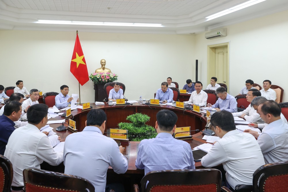 Thủ tướng Chính phủ yêu cầu khẩn trương đẩy nhanh tiến độ điều tra, xử lý các vi phạm, sai phạm tại dự án. Ảnh: VGP