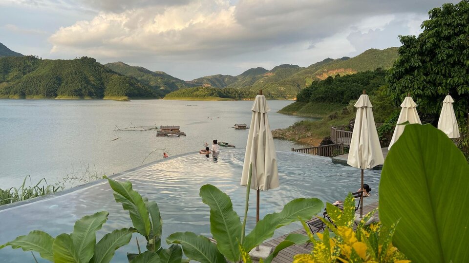 Hoa Binh Lake has a water level of 108.73m. Photo: Minh Nguyen