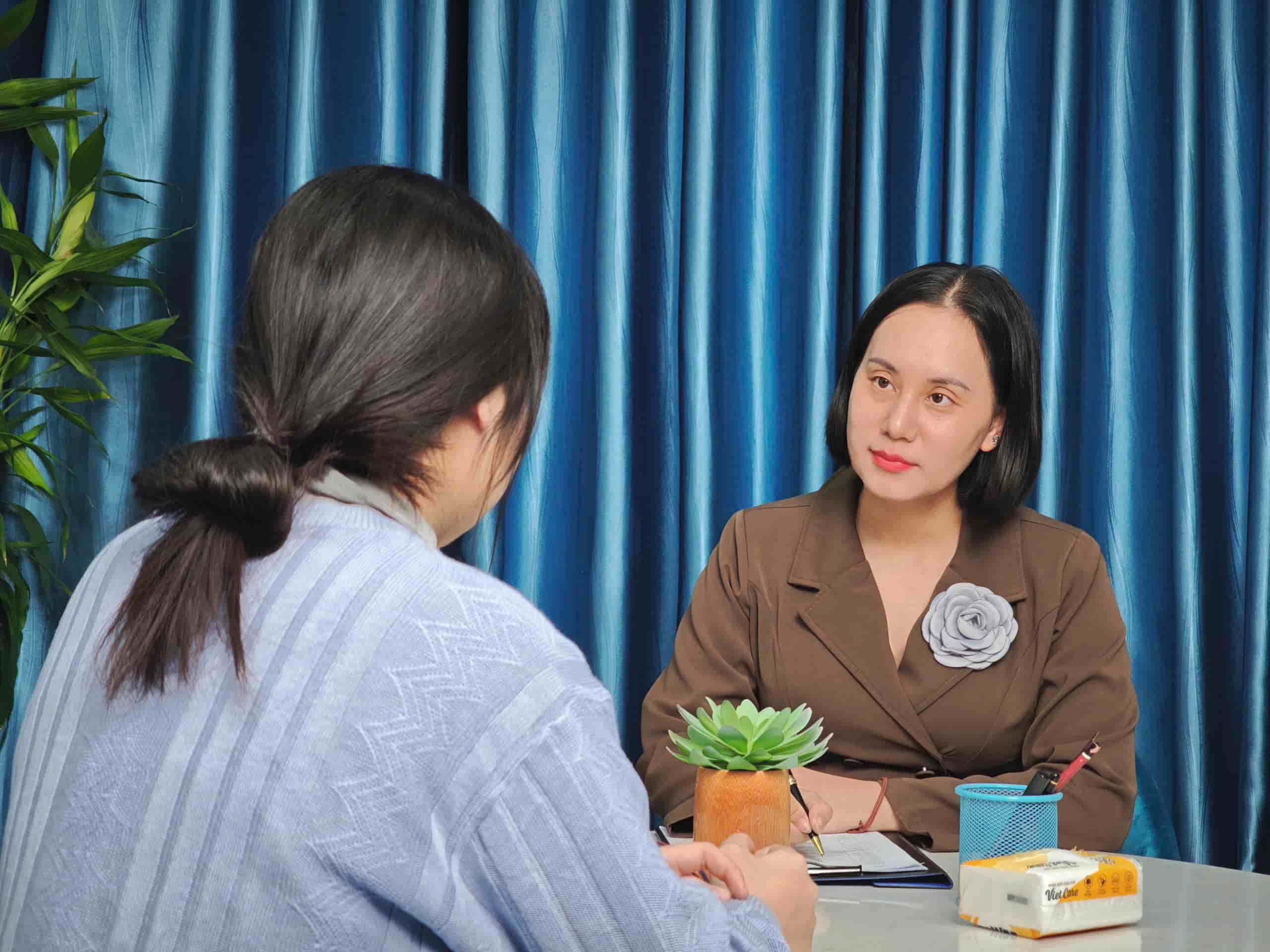 Chuyên gia Hải Yến lý giải vì sao nhiều người chưa vội kết hôn. Ảnh: Huyền Trang