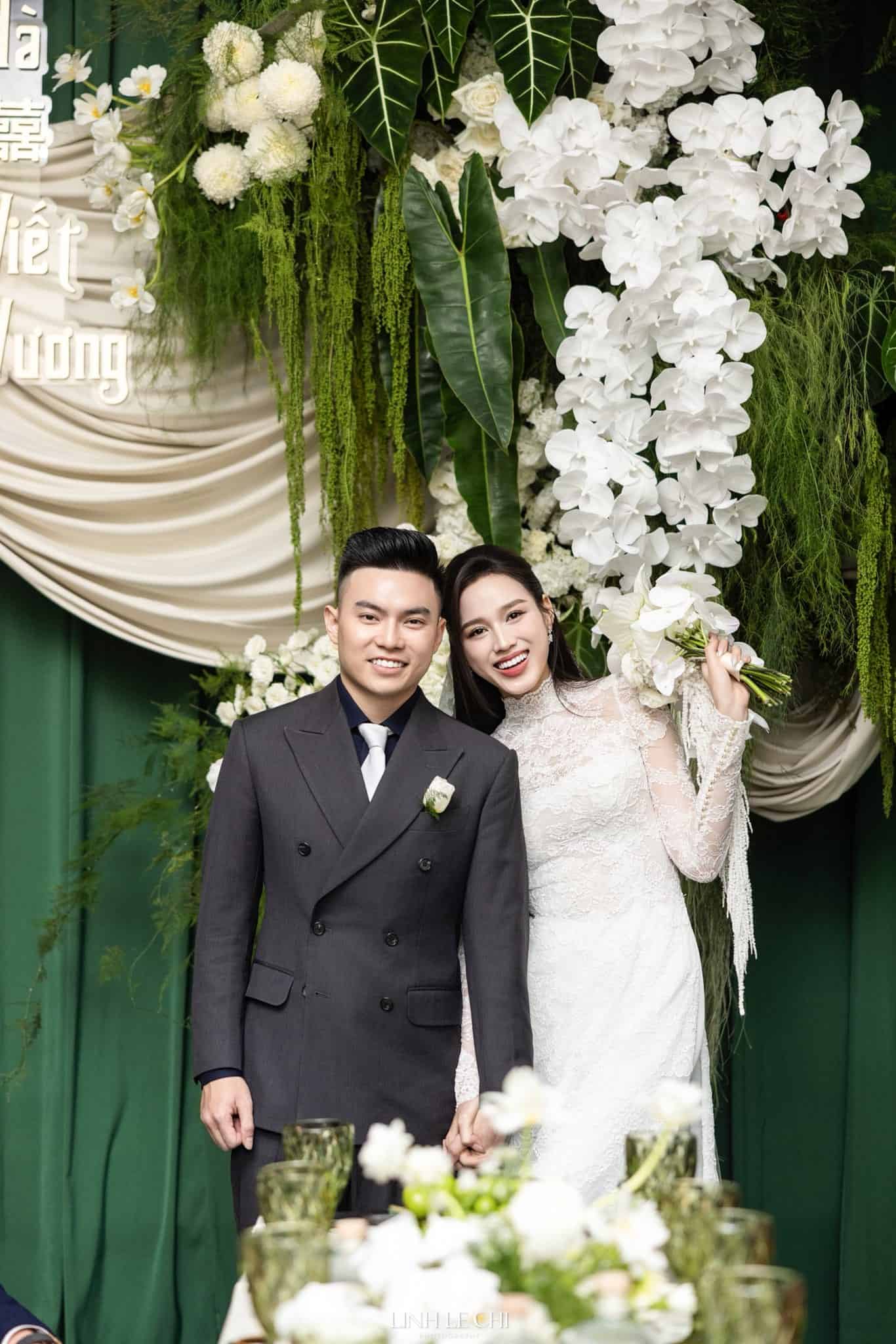 Cặp đôi có cuộc sống tân hôn viên mãn. Ảnh Linh Lê Chí