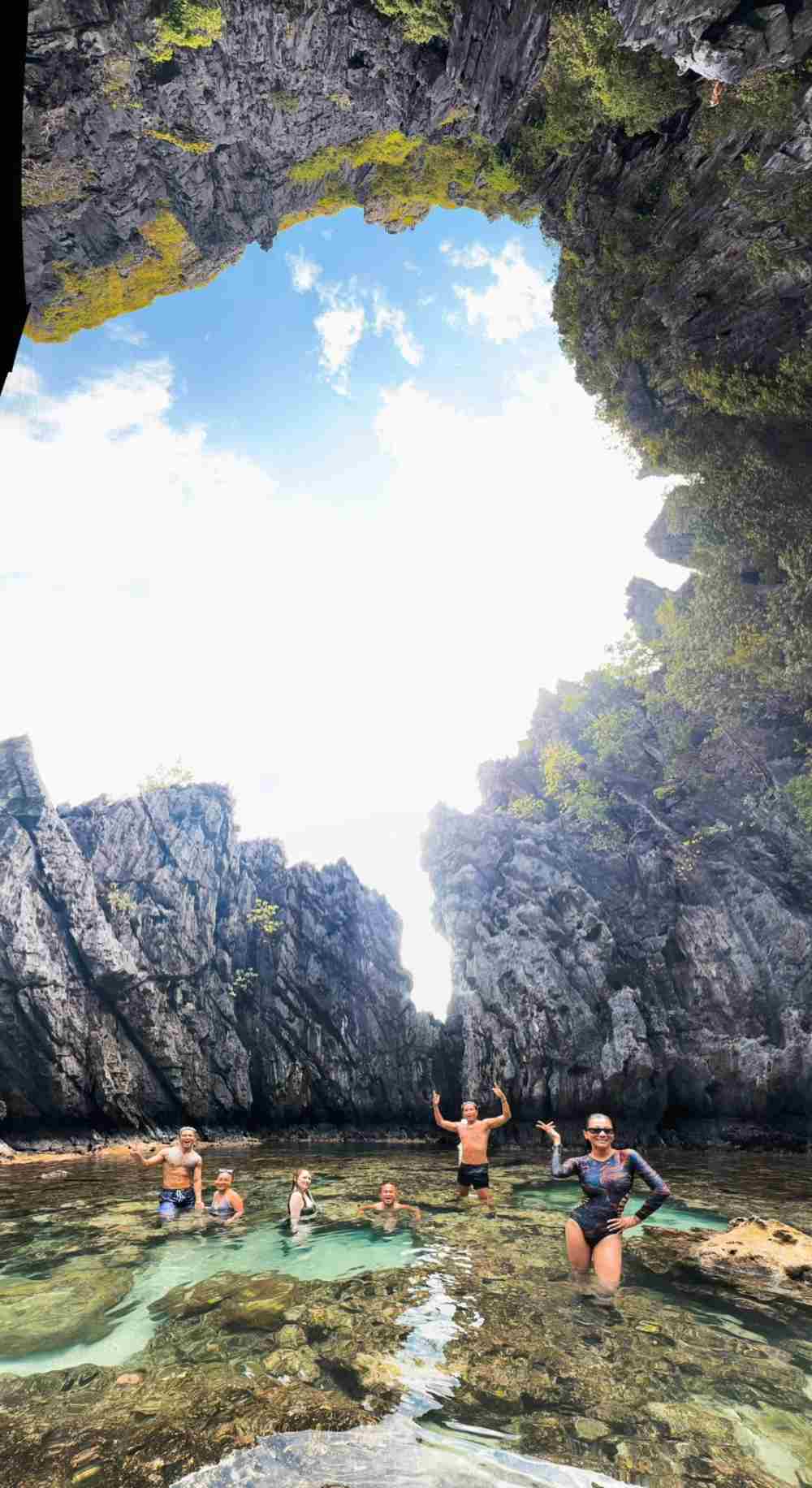 Đảo El Nido vẫn giữ được vẻ đẹp hoang sơ. Ảnh: NVCC