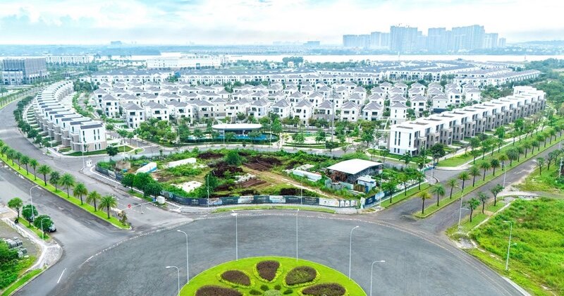 Cổ phiếu Novaland bất ngờ giảm sàn, khối lượng bán hơn 22 triệu
