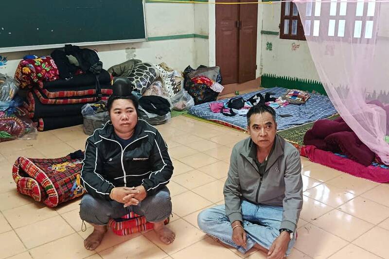 Losing everything after the fire, Mr. Bac Cam To's family, Bo Xanh village, Muong Don commune, Son La province was temporarily arranged to stay at the primary school point in the area. Photo: Luong Thanh