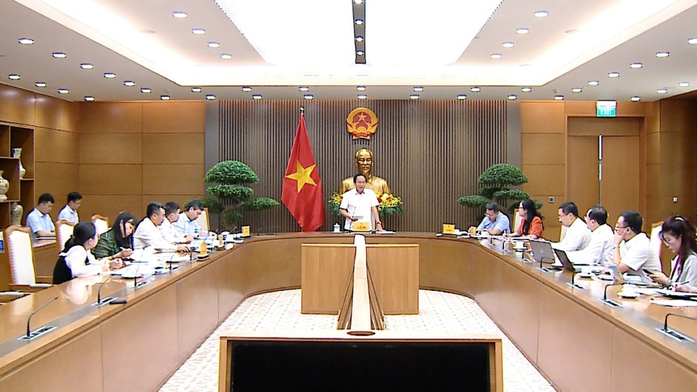 Phó Thủ tướng Chính phủ Lê Tiến Châu chủ trì họp về chính sách của Luật Phổ biến, giáo dục pháp luật (sửa đổi). Ảnh: VGP 