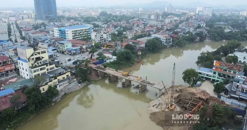 Thái Nguyên: Công trình cầu vượt 600 tỷ đổ sập