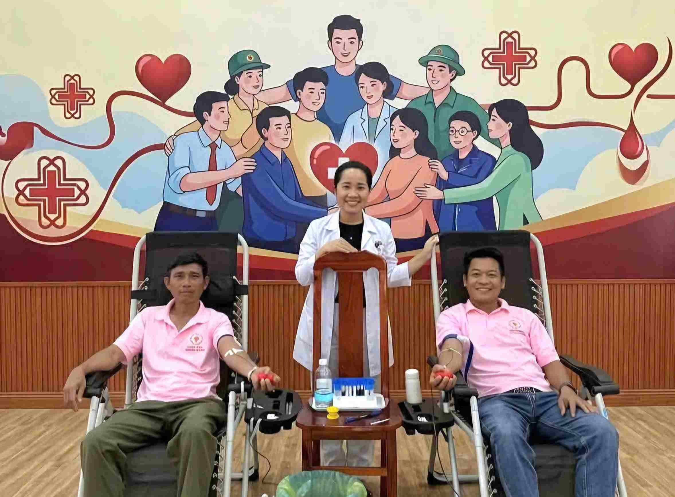 Người lao động trên địa bàn phường B'Lao tham gia hiến máu. Ảnh: Phúc Khánh 