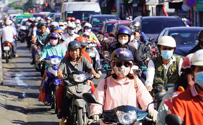 猛暑が多くの地域を覆い続けています。写真:チー・チャン
