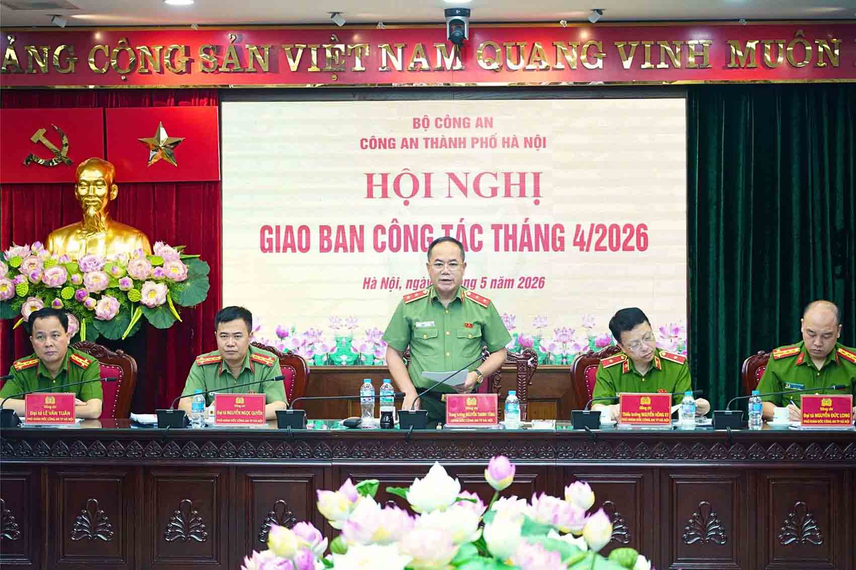 Lieutenant General Nguyen Thanh Tung, Director of Hanoi City Police, spoke at the conference. Photo: Hanoi Police