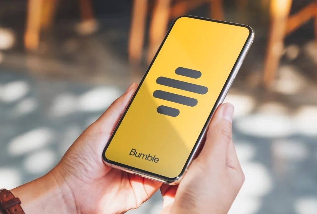 Bumble app loses more than 20% of paid users when updating features