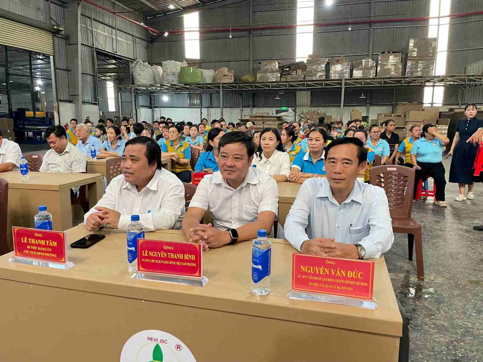 Đại biểu dự hội nghị tuyên truyền về an ninh trận tự 