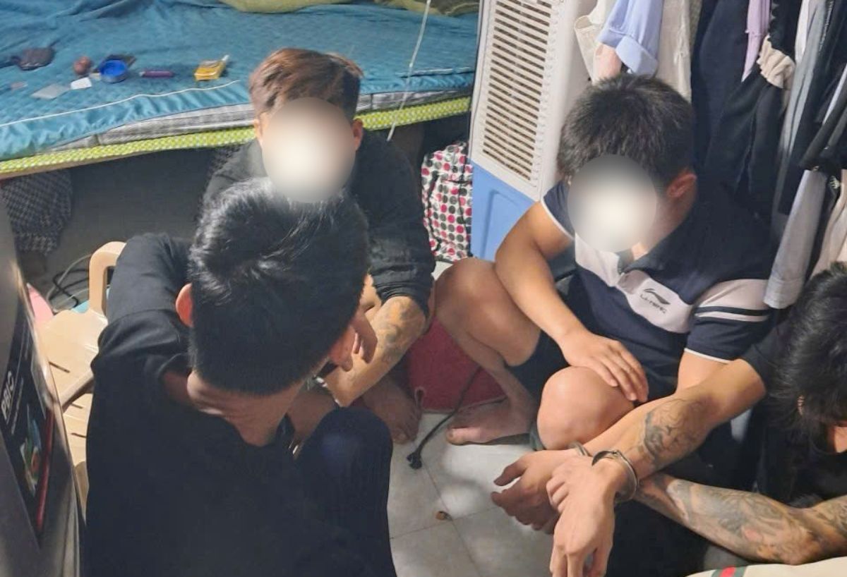 Nhóm đối tượng tổ chức sử dụng trái phép chất ma túy. Ảnh: Công an Ninh Bình