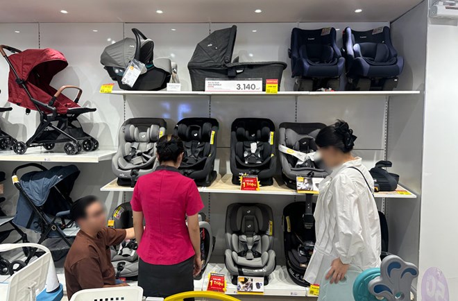 Ministry of Construction notes new regulations on children's chairs from 1. 7. Photo: Duong Anh