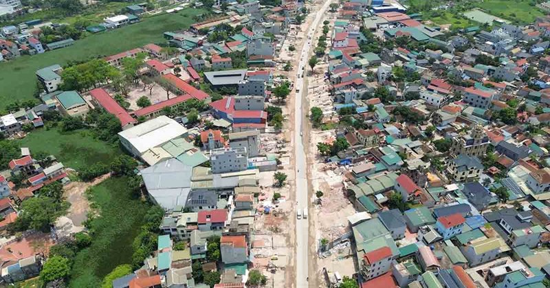 Hà Nội: Hàng loạt hộ dân bàn giao mặt bằng mở rộng đường 60m