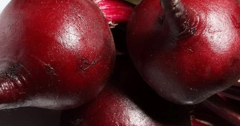 Giải độc gan: Công thức nước ép củ dền