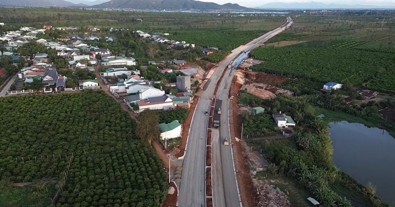 Gia Lai: Đường mới mở ra cơ hội phát triển