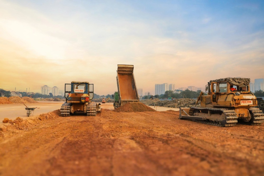 Thi công san nền Depot Xuân Đỉnh - Metro Line 2 (Nam Thăng Long - Trần Hưng Đạo). Ảnh: Đơn vị cung cấp