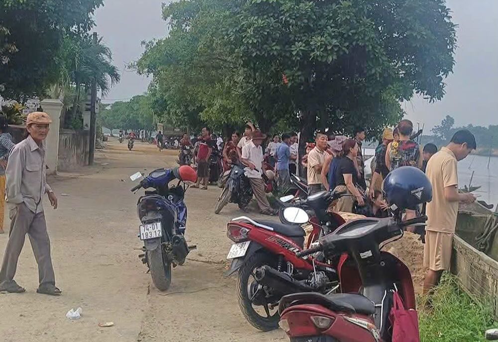 Location where the body of the man was found in the Thach Han River area passing through Duong Dai Thuan village, Trieu Binh commune. Photo: Han Nguyen