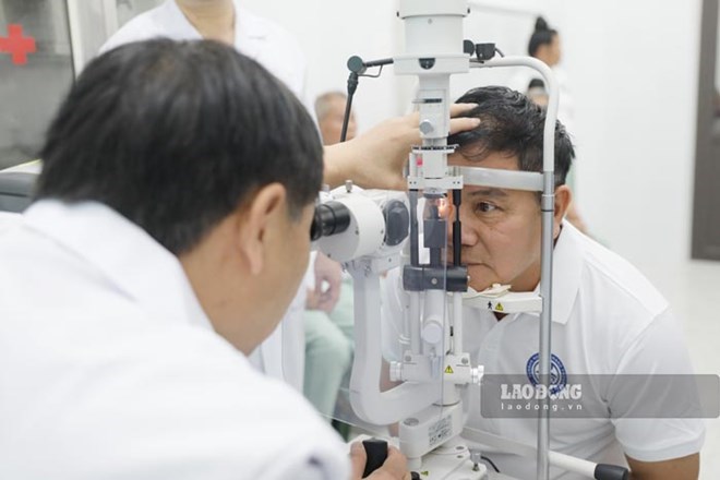 Khám sức khỏe miễn phí cho người dân tỉnh Điện Biên. Ảnh: Quang Đạt 