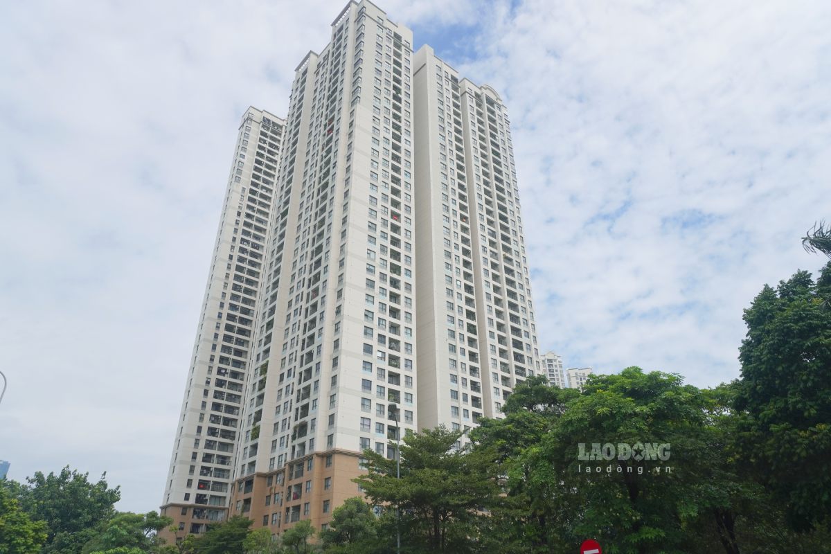 Apartment prices for sale in Hanoi are nearly 20 million VND/m2 higher than in Ho Chi Minh City. Photo: Nhu Ha
