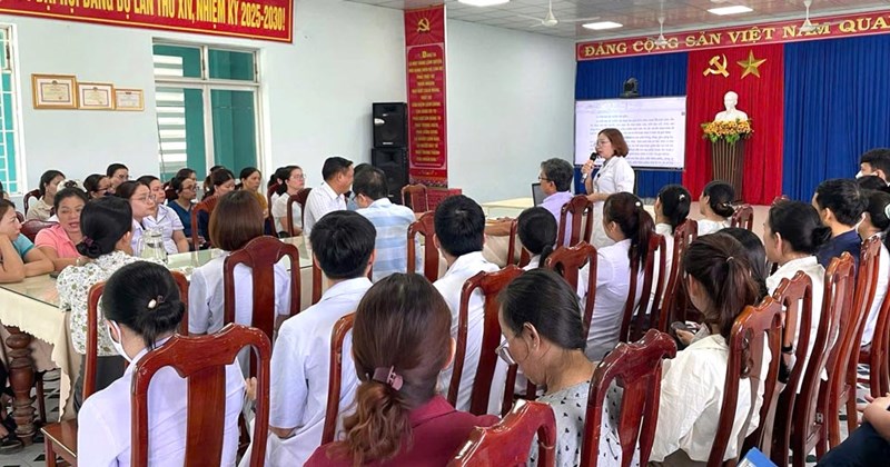 Đà Nẵng: Công đoàn cơ sở Trung tâm Y tế Duy Xuyên tập huấn kiểm soát nhiễm khuẩn