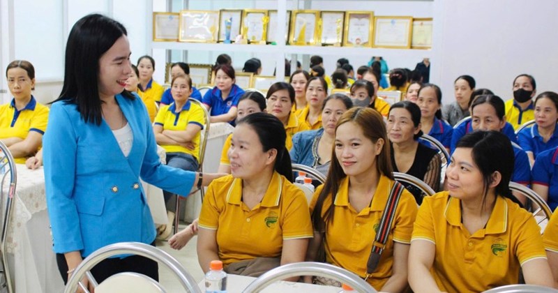 Cà Mau: Khám sức khỏe miễn phí cho 100 lao động nữ