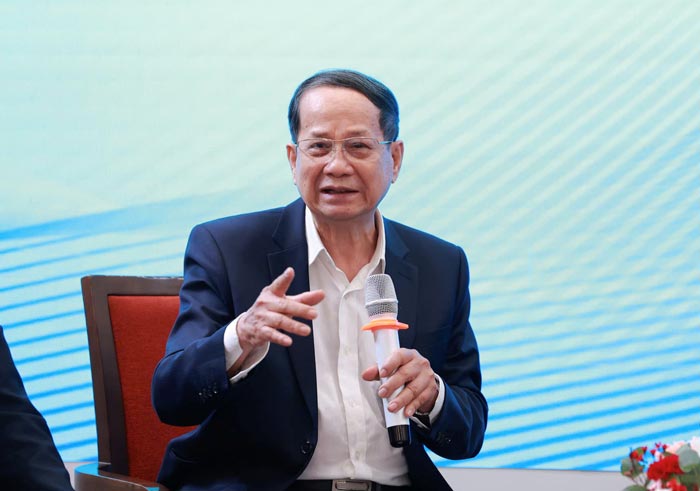 ECONOMIC EXPERT, ASSOC. PROF. DR. NGO TRI LONG.