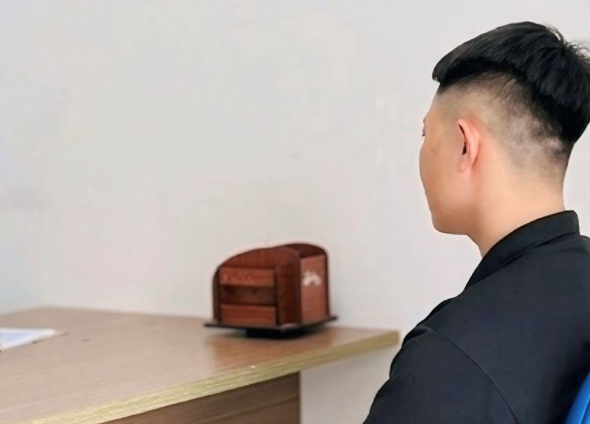 Ngô Văn Đình tại cơ quan công an. Ảnh: Công an Ninh Bình