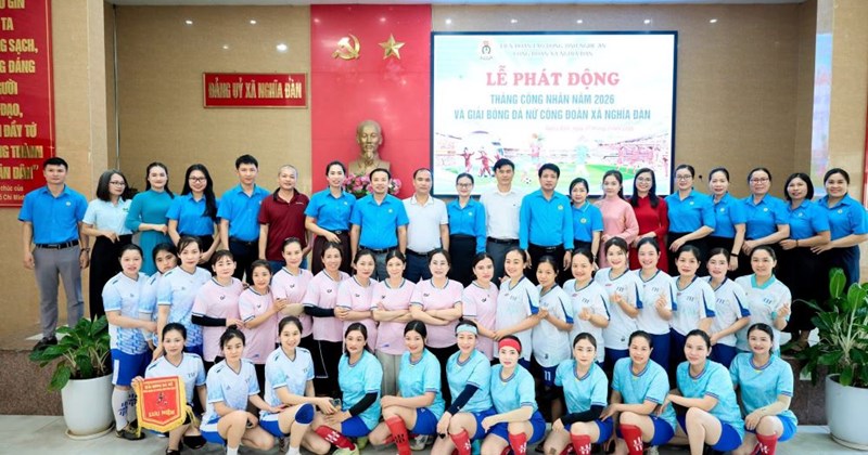 Nghệ An khai mạc giải bóng đá nữ chào mừng Tháng Công nhân