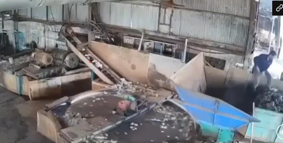 Scene of the labor accident. Photo: Security camera