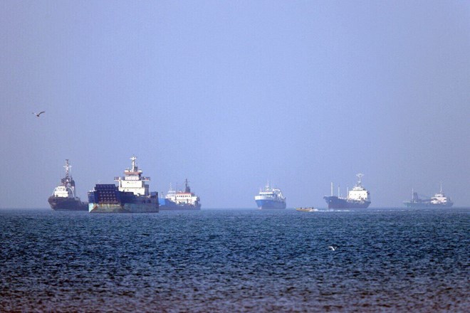 Iran requires ships passing through the Strait of Hormuz to declare information in advance. Photo: AFP