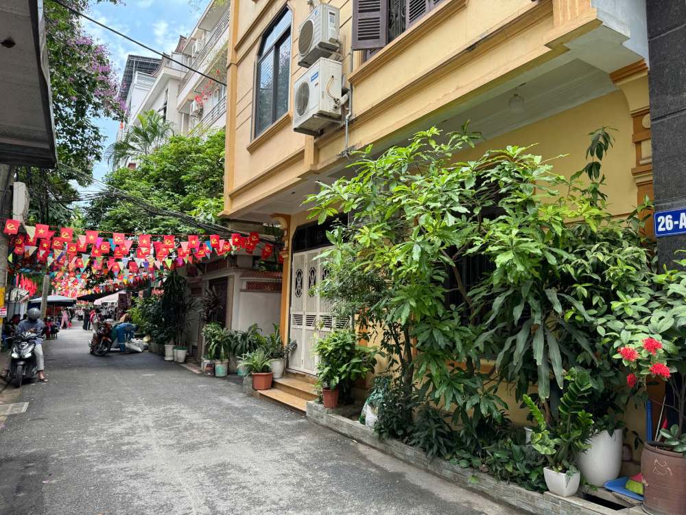 Achever rapidement la réorganisation des groupes de quartiers, des villages et des hameaux conformément aux instructions du gouvernement. Photo: Pham Dong