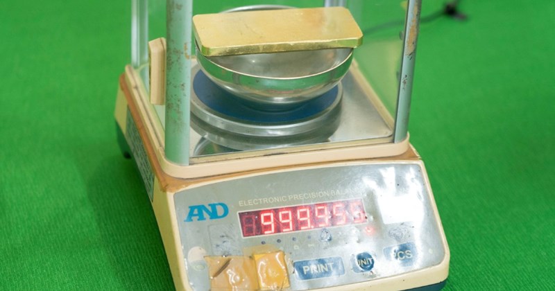 Vận chuyển gần 1kg vàng qua biên giới An Giang, nhận 700.000 đồng