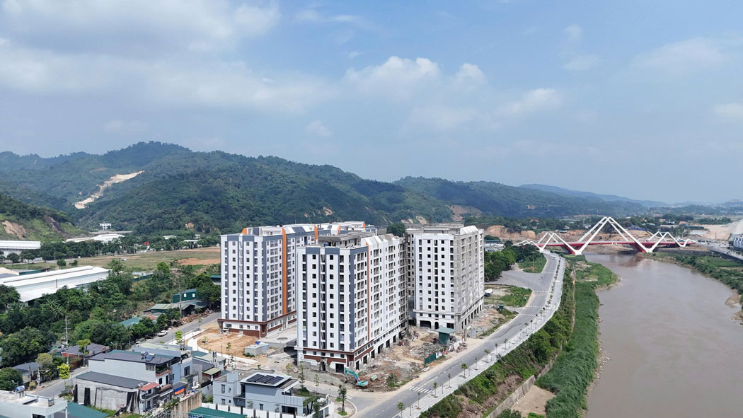 Lào Cai đẩy mạnh xây dựng các dự án nhà ở xã hội. Ảnh: Bảo Nguyên