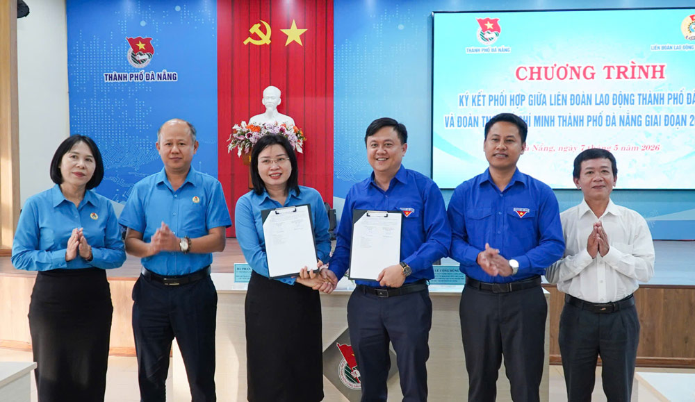 The City Labor Federation and the Ho Chi Minh Communist Youth Union of Da Nang City organized a conference to sign the Regulation on coordination of activities for the period 2026 - 2030. Photo: Da Nang Trade Union