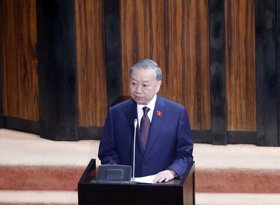 General Secretary and President To Lam speaks at the Sri Lankan Parliament. Photo: VNA