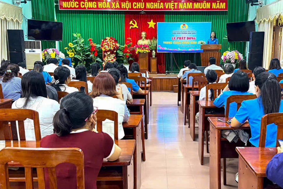 Quang cảnh lễ phát động. Ảnh: Huy Trang