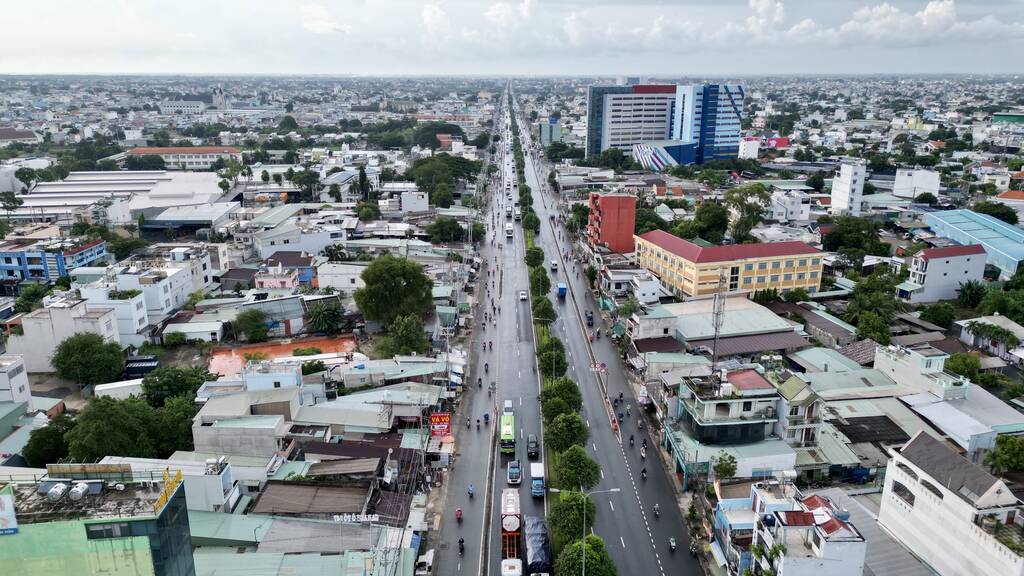Ho Chi Minh City records 23 communes eligible to establish wards. Photo: Anh Tu