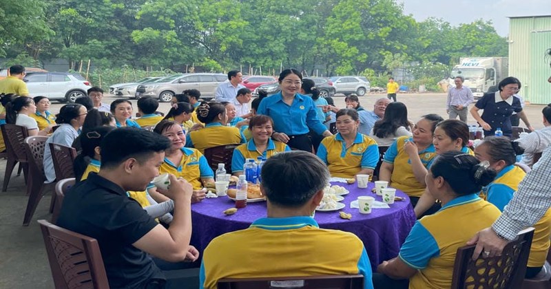 Cà phê sáng: Lắng nghe tiếng nói của công nhân TP.HCM